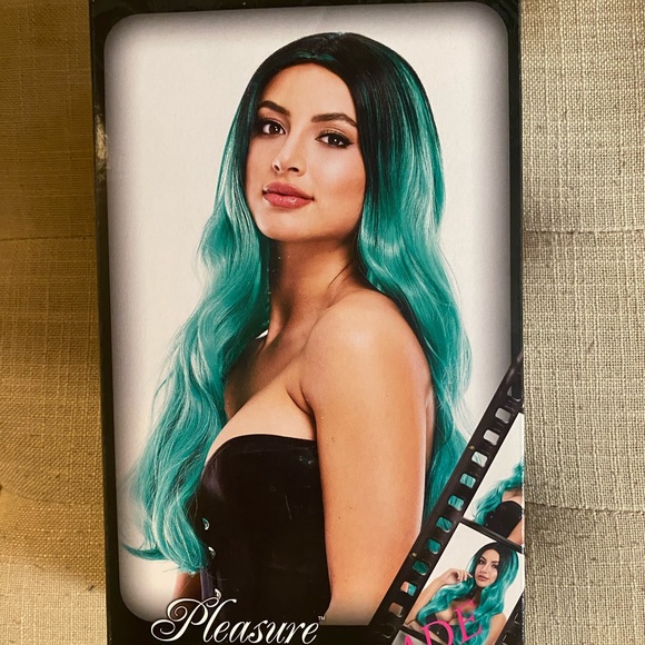 Pleasure Wigs Jade Green Black Ombré Long Hair Wig - Picture 3 of 3